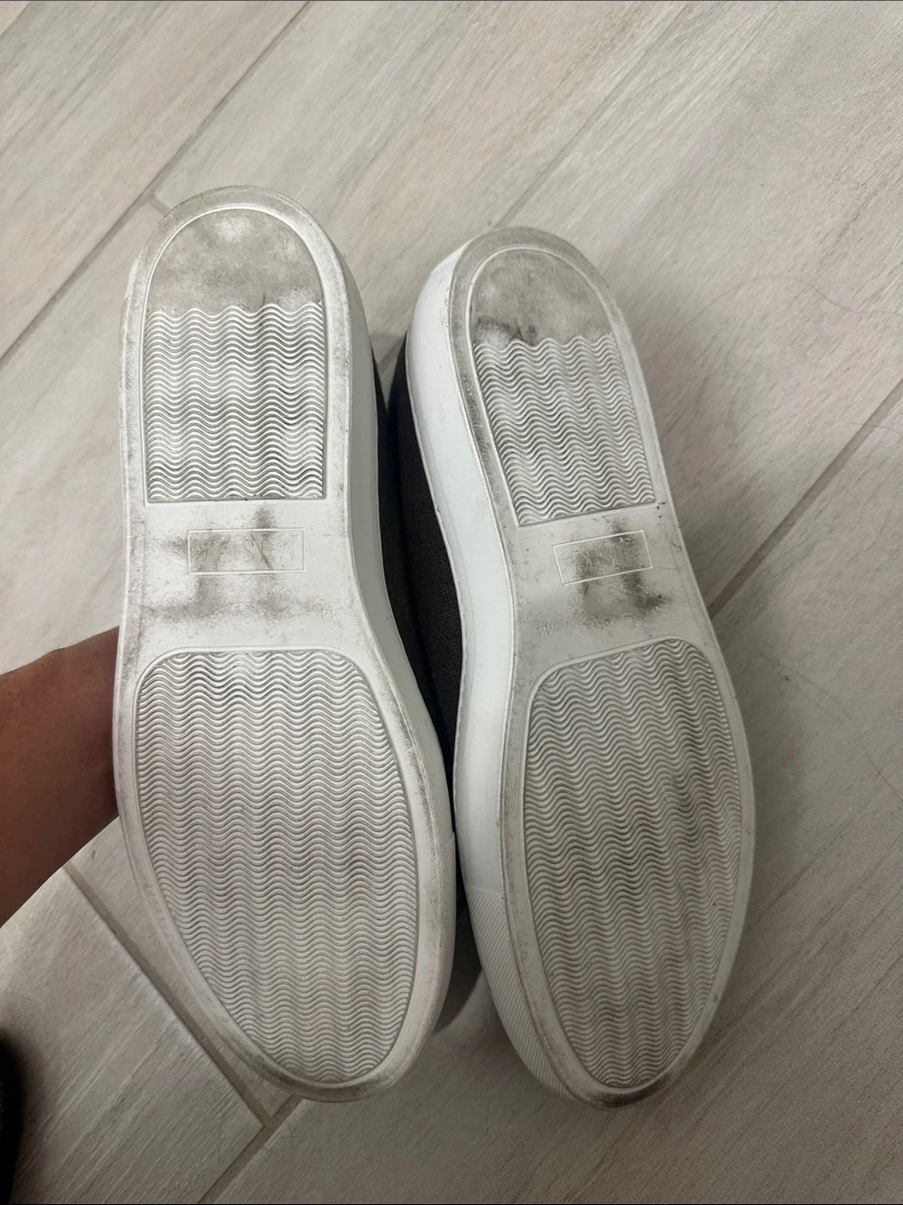 Musika Men’s Brown Slip-On Sneakers Size 44 Textured Fabric Luxury Casual Shoes